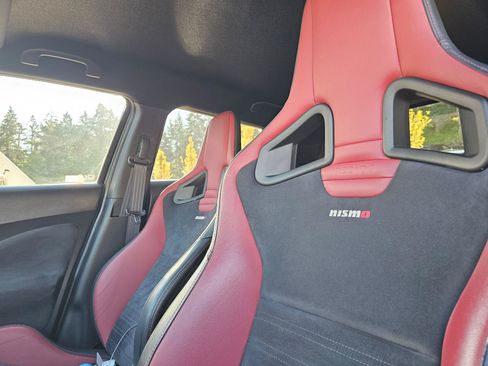 Used 2014 Nissan Juke NISMO RS AWD/4WD image 25