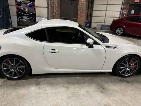 Used 2017 Subaru BRZ Limited w/ Performance Package image 13