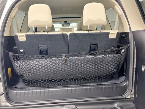 Used 2021 Lexus GX 460 Premium w/ Premium Package image 25