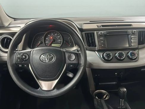 Used 2014 Toyota RAV4 LE AWD/4WD image 10