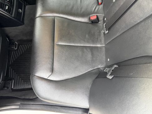 Used 2018 BMW 320i xDrive Sedan w/ Convenience Package image 21