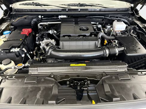 Used 2025 Nissan Frontier PRO-4X w/ Tow Package image 21