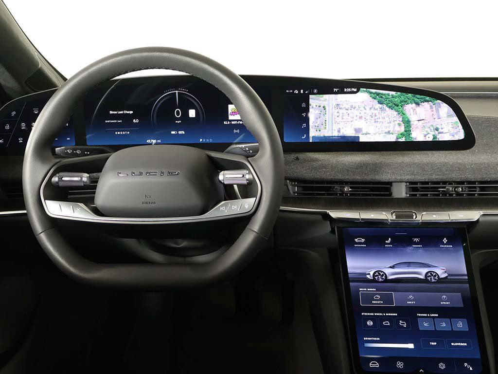Used 2023 Lucid Air Pure AWD/4WD image 33