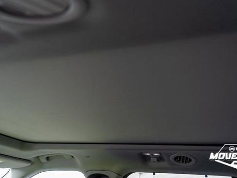 Used 2023 Ford Explorer Limited image 13