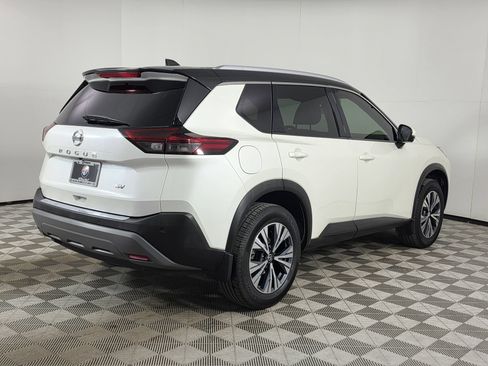 Used 2021 Nissan Rogue SV w/ Premium Package FWD image 9