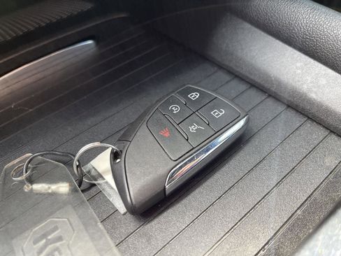 Used 2024 Chevrolet Blazer EV RS AWD/4WD image 42