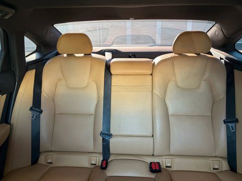 Used 2019 Volvo S90 T5 Momentum image 12