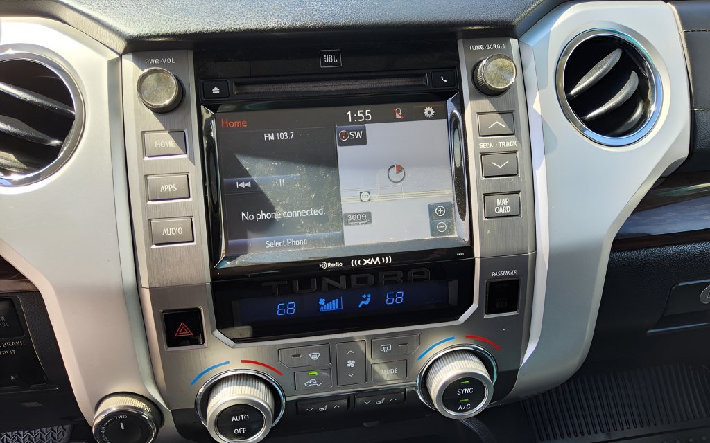 Used 2017 Toyota Tundra Limited AWD/4WD image 11