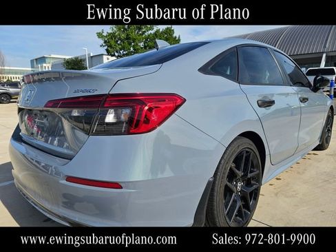 Used 2023 Honda Civic Sport image 4