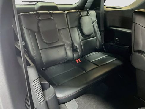 Used 2025 Ford Explorer ST AWD/4WD image 29