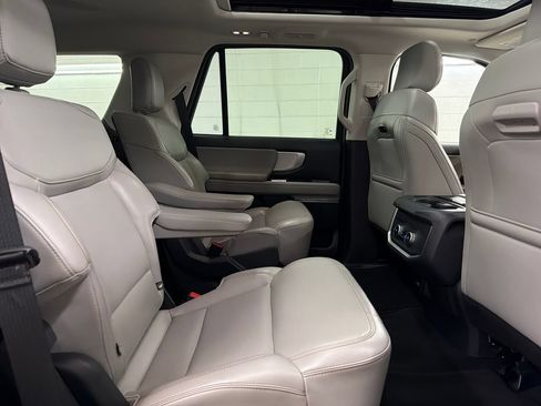 Certified 2025 Ford Expedition Active RWD image 33