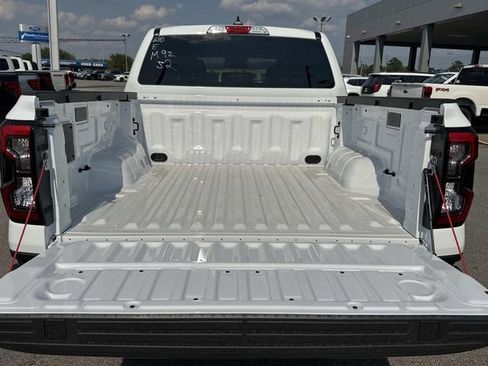 New 2026 Ford Ranger XLT image 12