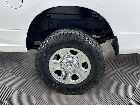 Used 2016 RAM 3500 Tradesman w/ Chrome Appearance Group image 22