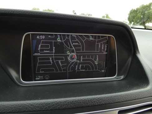 Used 2014 Mercedes-Benz E 350 4MATIC Coupe image 46