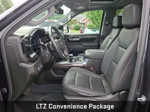 Used 2022 Chevrolet Silverado 1500 LTZ w/ LTZ Convenience Package II AWD/4WD image 17