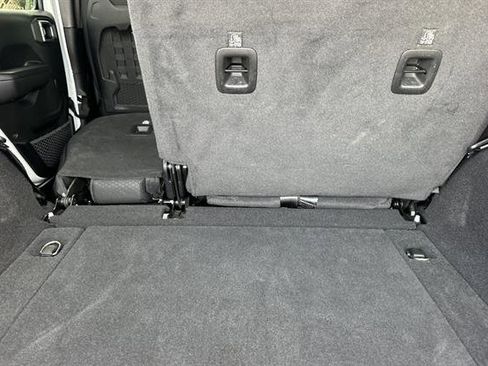 Used 2021 Jeep Wrangler Unlimited Rubicon w/ Safety Group image 16