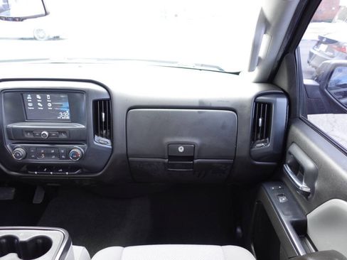 Used 2017 GMC Sierra 1500 Base 4x4 4dr Double Cab 6.5 ft image 35