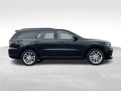 Used 2024 Dodge Durango GT image 2