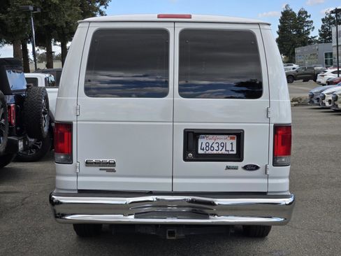 Used 2012 Ford E-250 and Econoline 250 Extended w/ Commercial Cargo Van Pkg image 5