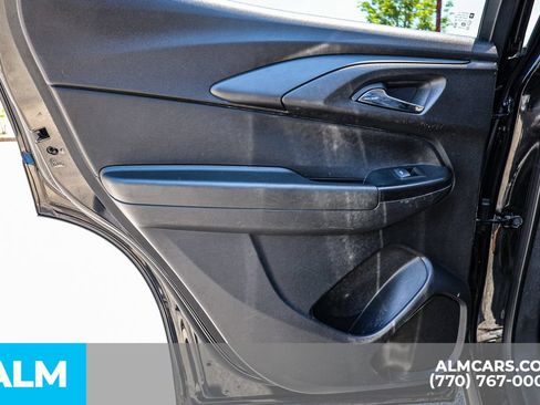 Used 2023 Chevrolet TrailBlazer LT AWD/4WD image 47