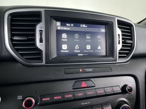 Used 2017 Kia Sportage EX image 14