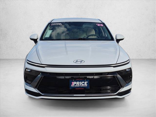 Used 2025 Hyundai Sonata SEL FWD image 2