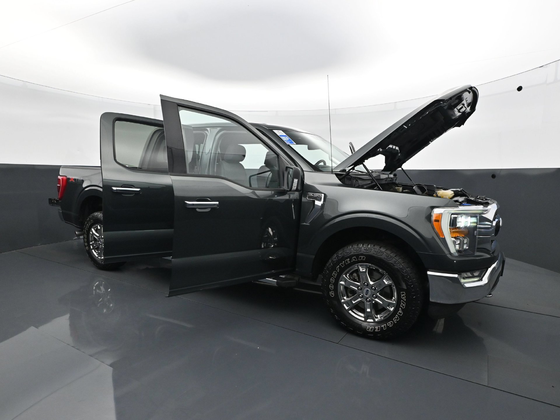 Used 2021 Ford F150 XLT w/ Equipment Group 302A High AWD/4WD image 37