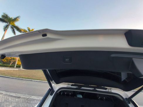 Used 2021 Chevrolet Blazer LT image 55