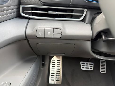 New 2026 Hyundai Elantra Sport FWD image 27