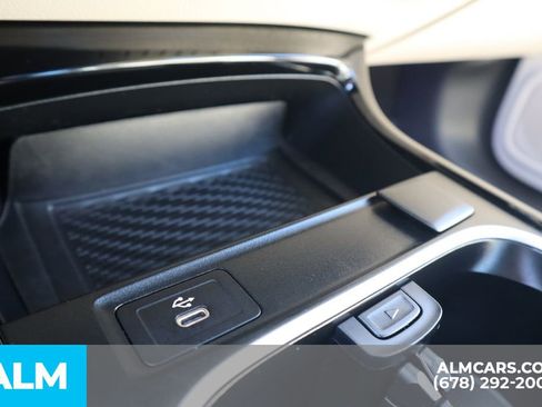 Used 2025 Mercedes-Benz CLA 250 image 35