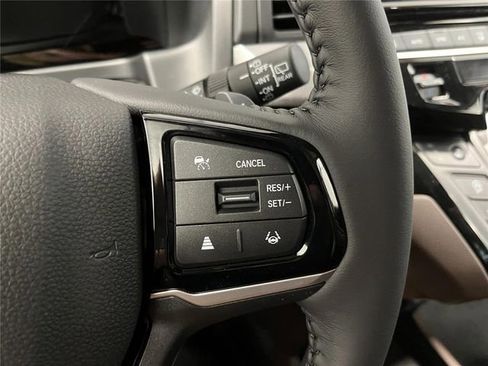New 2026 Honda Odyssey Touring image 16