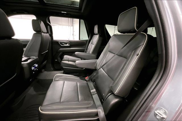 Used 2023 GMC Yukon SLT AWD/4WD image 26