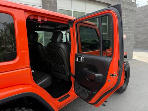 Used 2020 Jeep Wrangler Unlimited Rubicon AWD/4WD image 37