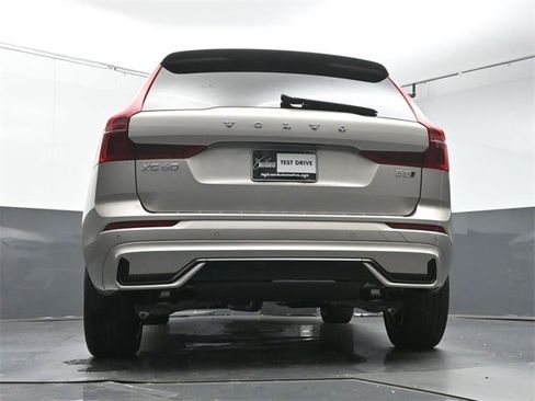 Used 2026 Volvo XC60 B5 Plus w/ Protection Package Premier image 38
