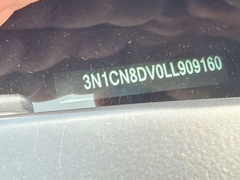 Used 2020 Nissan Versa S FWD image 33