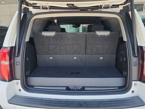 Certified 2019 Chevrolet Tahoe LT w/ Luxury Package AWD/4WD image 26