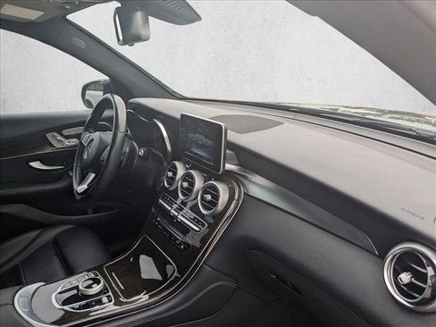Used 2017 Mercedes-Benz GLC 300 image 19