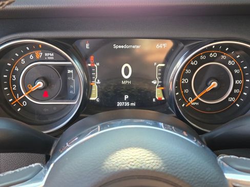 Used 2022 Jeep Gladiator Overland w/ Popular Equipment Package AWD/4WD image 27