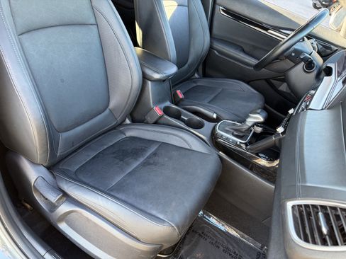 Certified 2024 Kia Seltos EX image 8