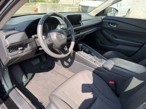 Used 2023 Honda Accord EX image 21