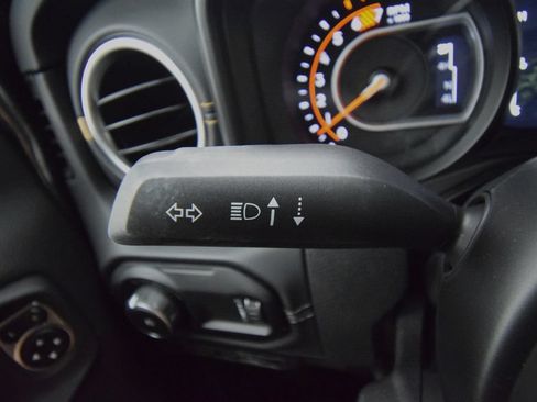 New 2026 Jeep Wrangler Unlimited Sahara AWD/4WD image 29