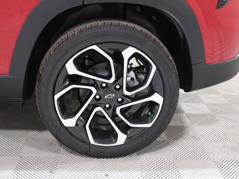 New 2026 Chevrolet Trax RS w/ Sunroof Package FWD image 41