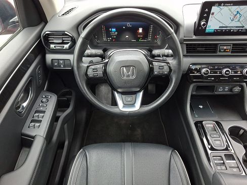 Used 2023 Honda Pilot Elite image 10