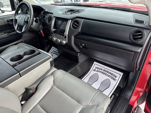 Used 2016 Toyota Tundra SR image 28