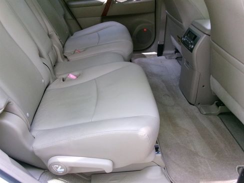 Used 2008 Toyota Highlander Limited FWD image 25