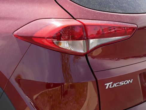 Used 2018 Hyundai Tucson SEL AWD/4WD image 17