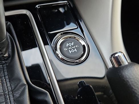 New 2026 Mitsubishi Eclipse Cross ES image 13