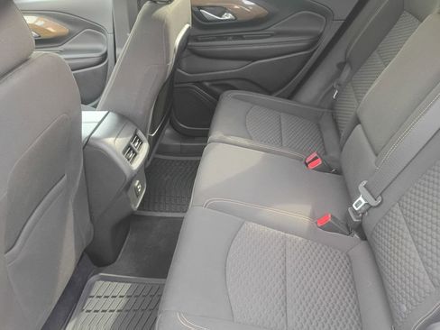 Used 2020 GMC Terrain SLE image 12