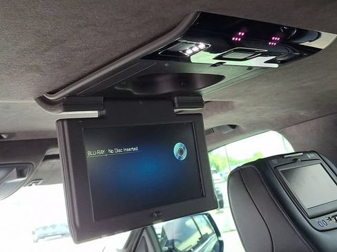 Used 2020 Cadillac Escalade Platinum AWD/4WD image 24