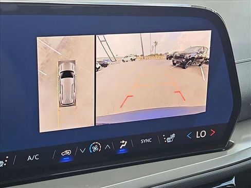 New 2026 Chevrolet Traverse LT w/ Driver Confidence Package image 13